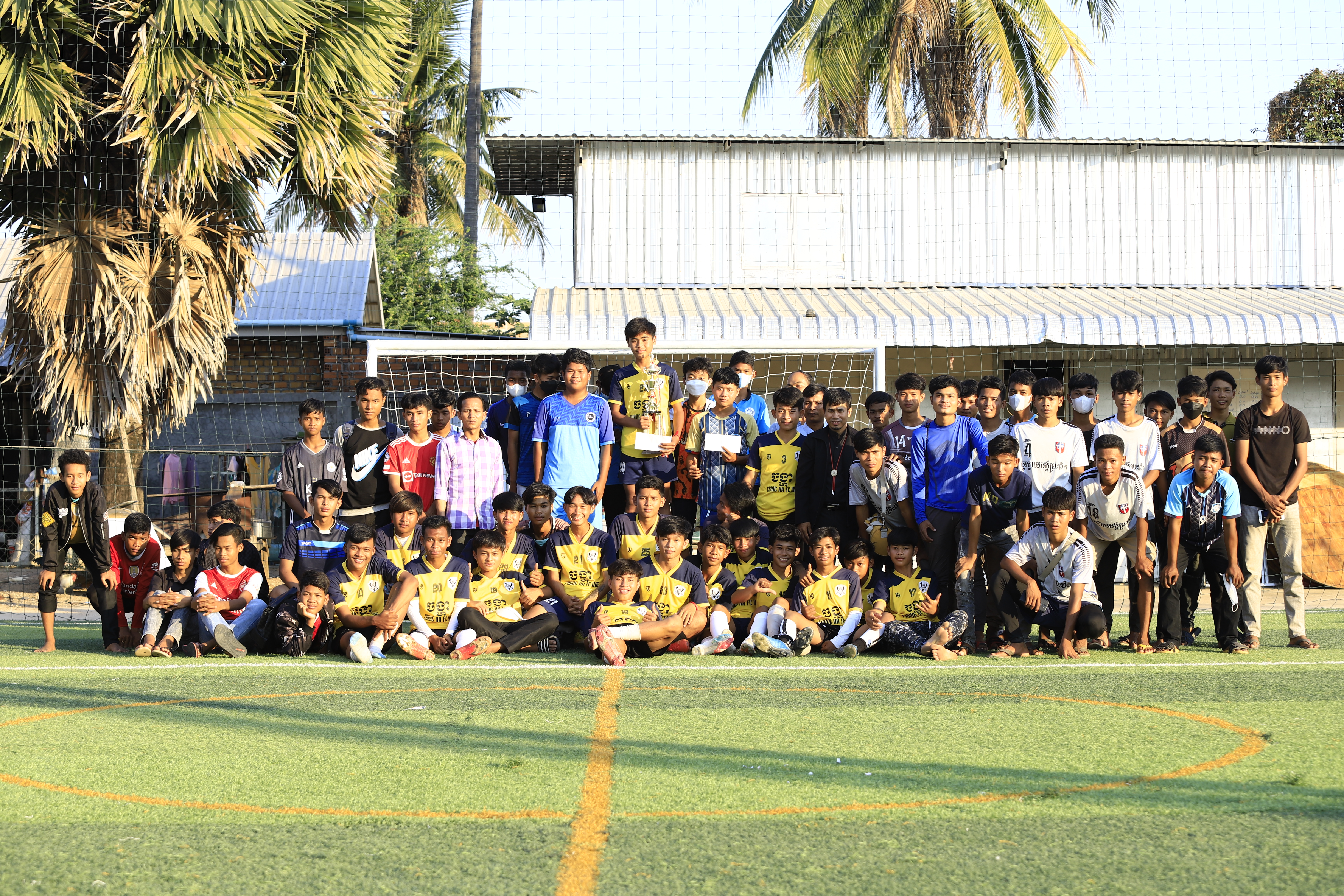 កម្មវិធីលើកពានបាល់ទាត់អន្តរនិកាយU15